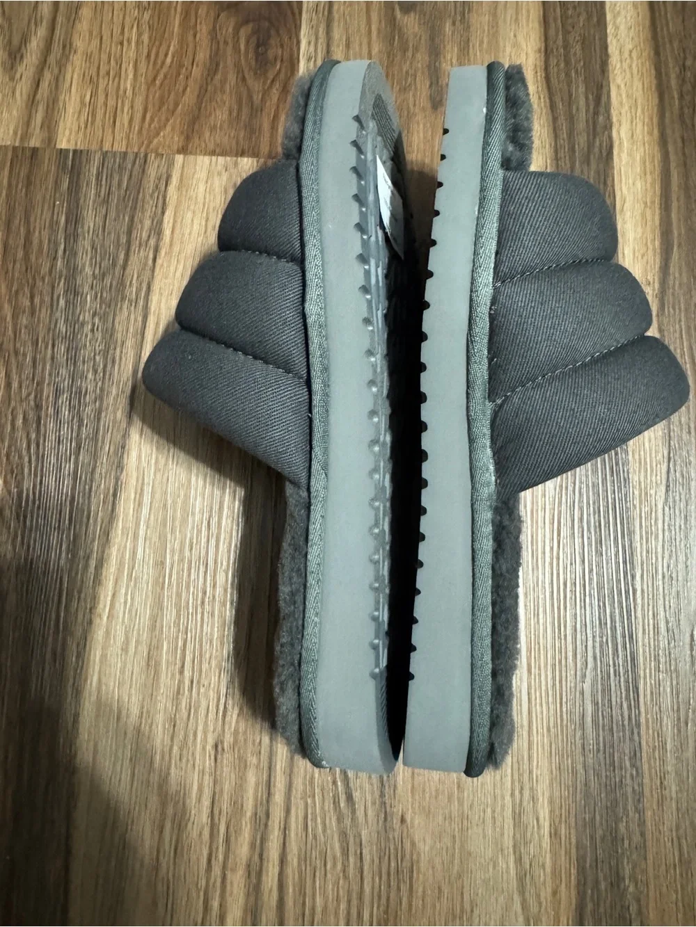 KOOLABURRA By UGG Rommie Men's Gray Slippers Faux Fur Lining Sz. 9 - Picture 6 of 9